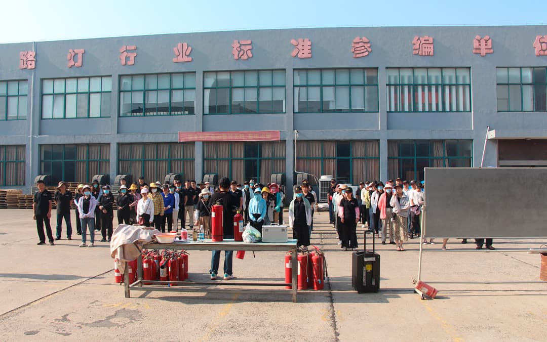 火災(zāi)無情，防火先行 | 開元太陽能照明有限公司消防演習(xí)