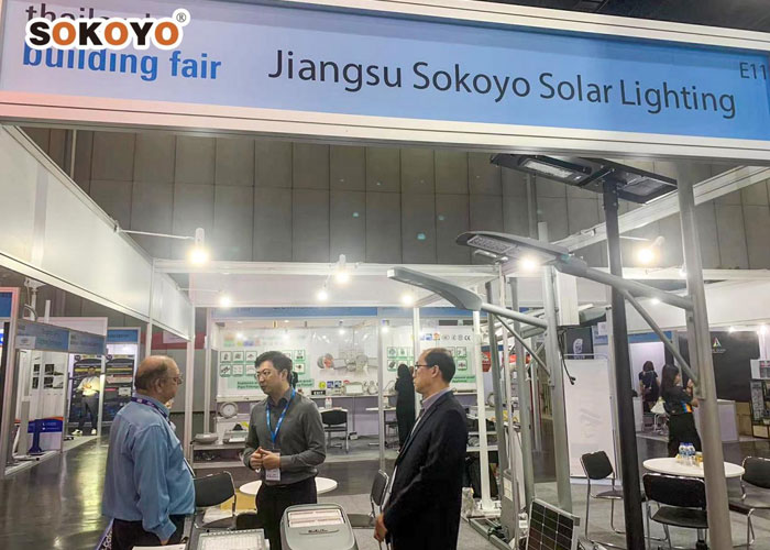 At-the-Thailand-Building-Fair-5.jpg At-the-Thailand-Building-Fair-5.jpg